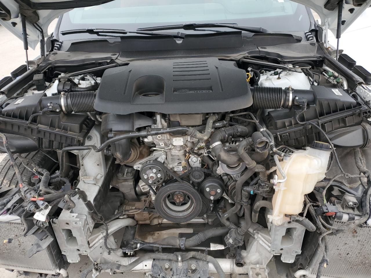2021 Land Rover Range Rover - Image 12