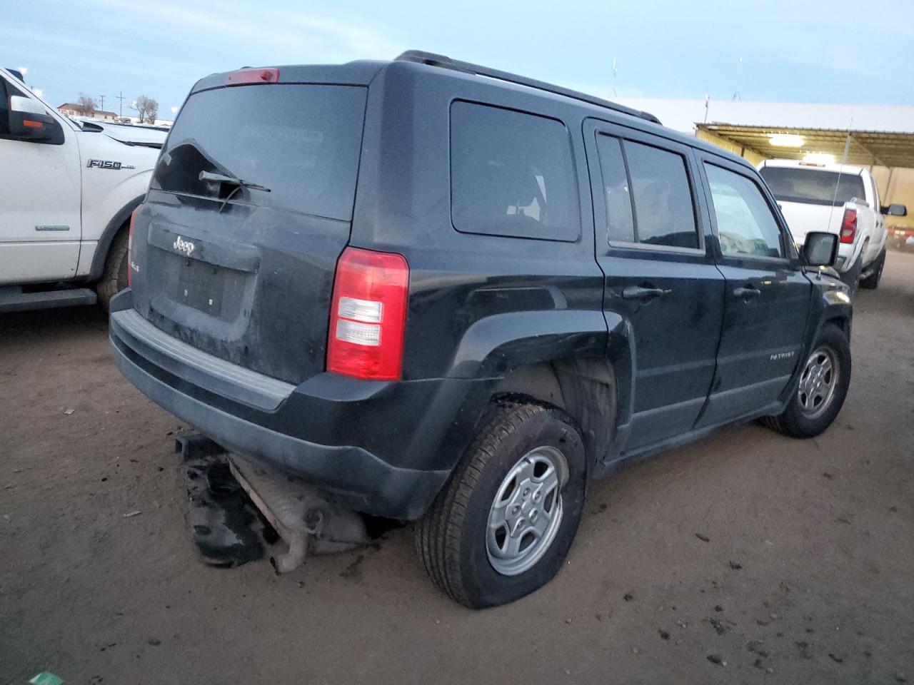 2014 Jeep Liberty (Patriot) - Image 3
