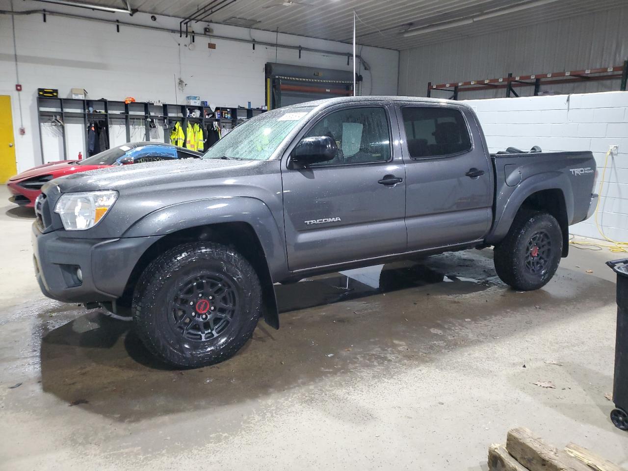 2012 Toyota Tacoma Double Cab продається в Candia, NH - Side