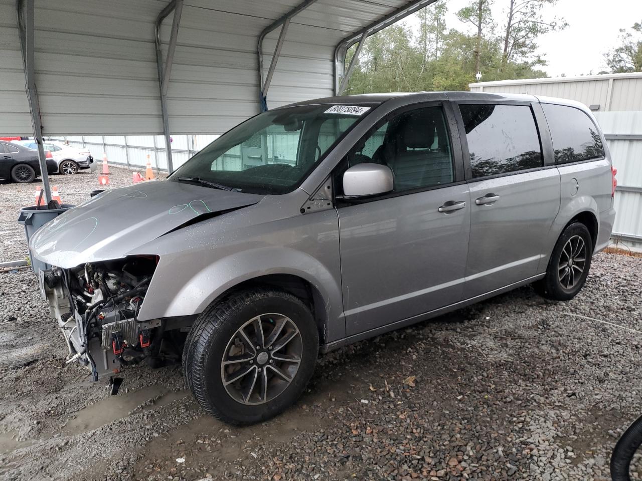 2019 Dodge Caravan - Image 1