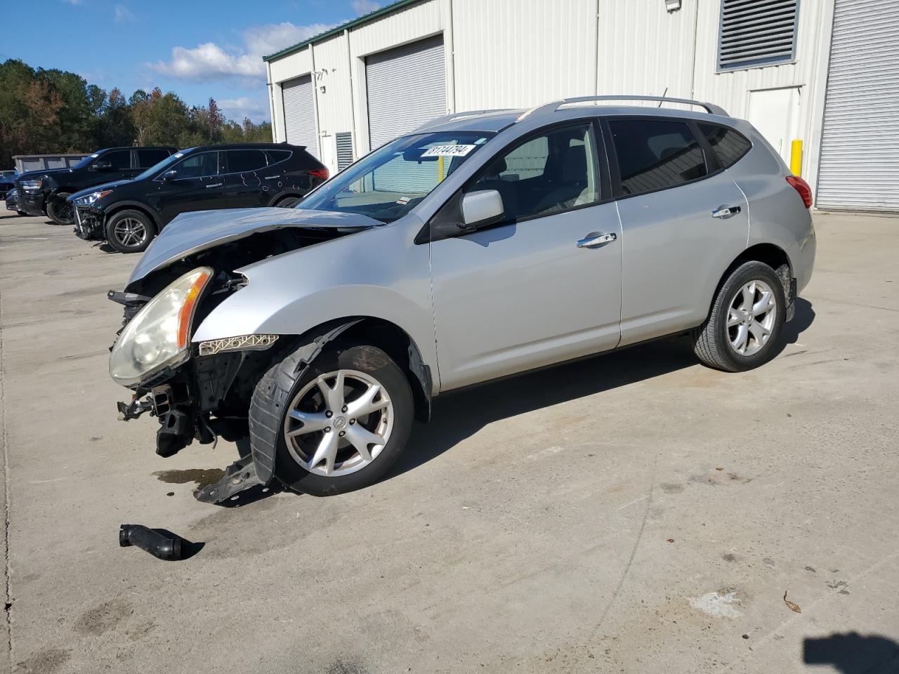 2010 Nissan Rogue - Image 1
