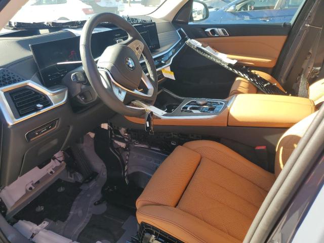  BMW X7 2025 Серый