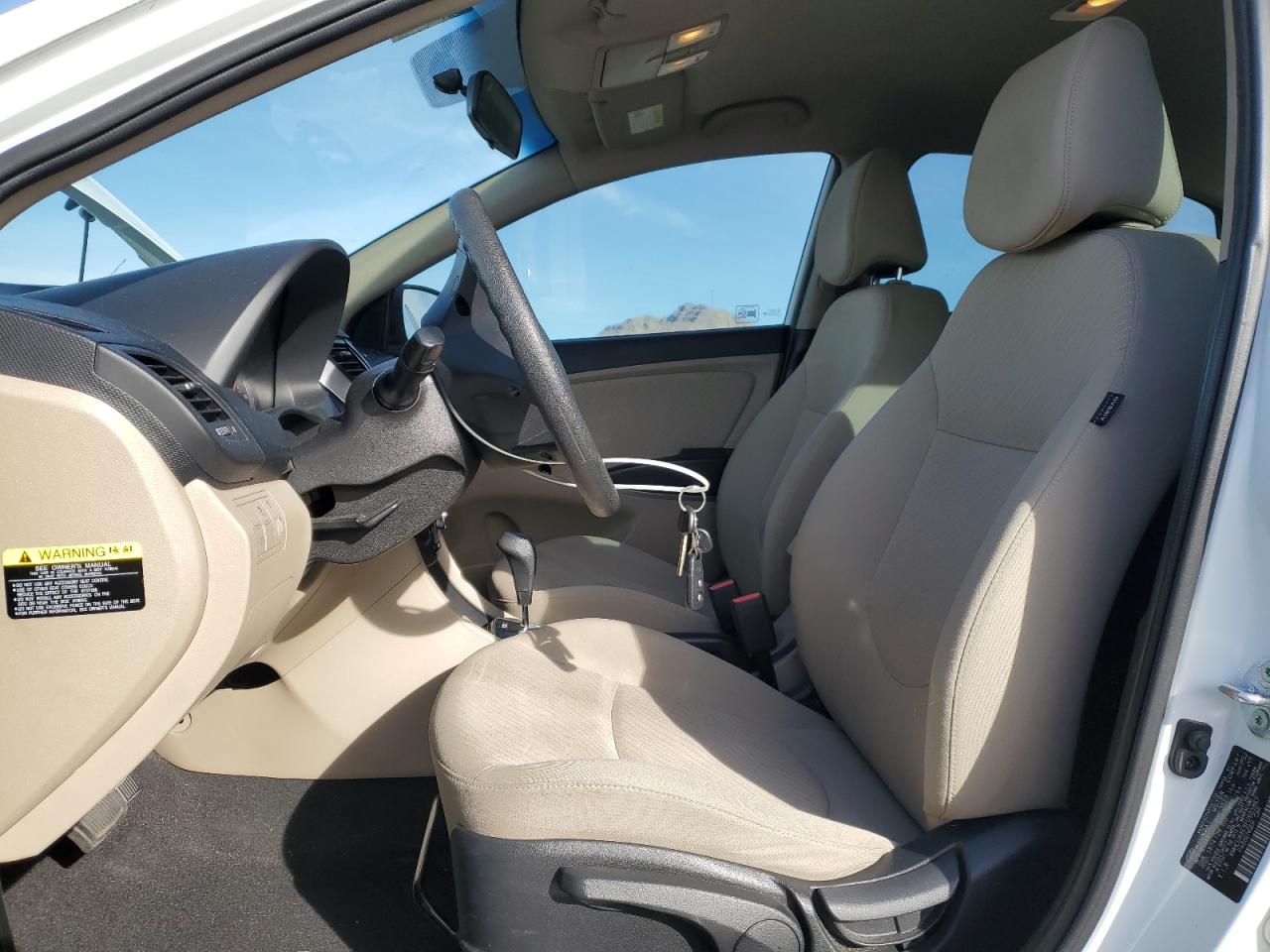 2015 Hyundai Accent - Image 7