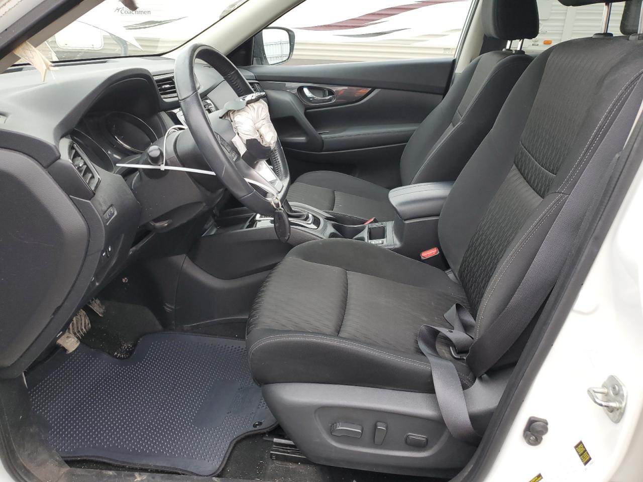 2018 Nissan Rogue - Image 7
