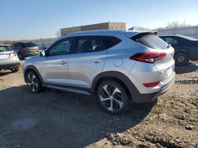  HYUNDAI TUCSON 2017 Серебристый