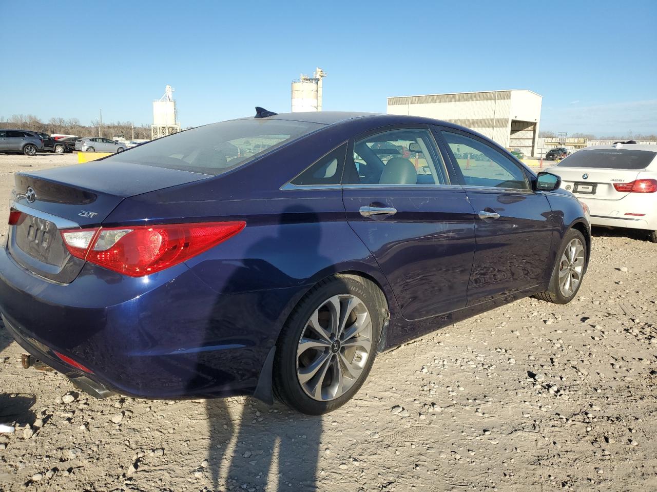 2013 Hyundai Sonata - Image 3
