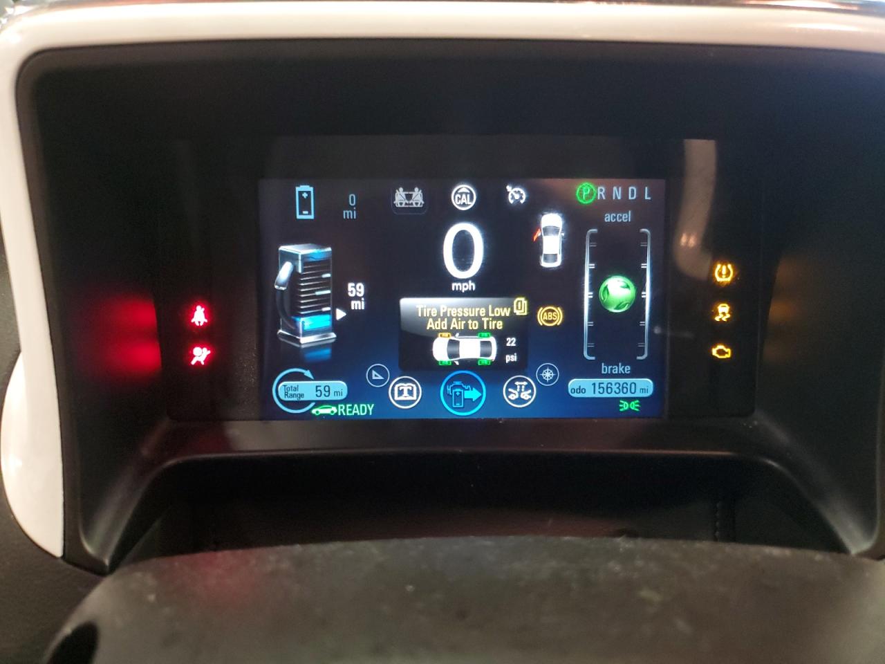 2013 Chevrolet Volt - Image 9
