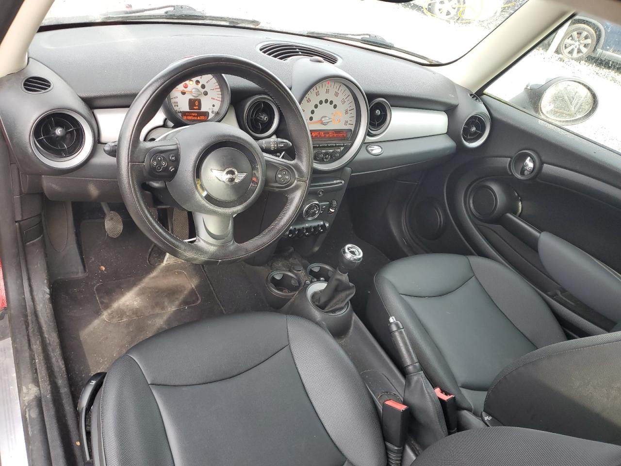 2011 MINI Cooper - Image 8