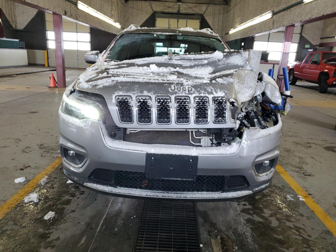 2020 Jeep Grand Cherokee - Image 5