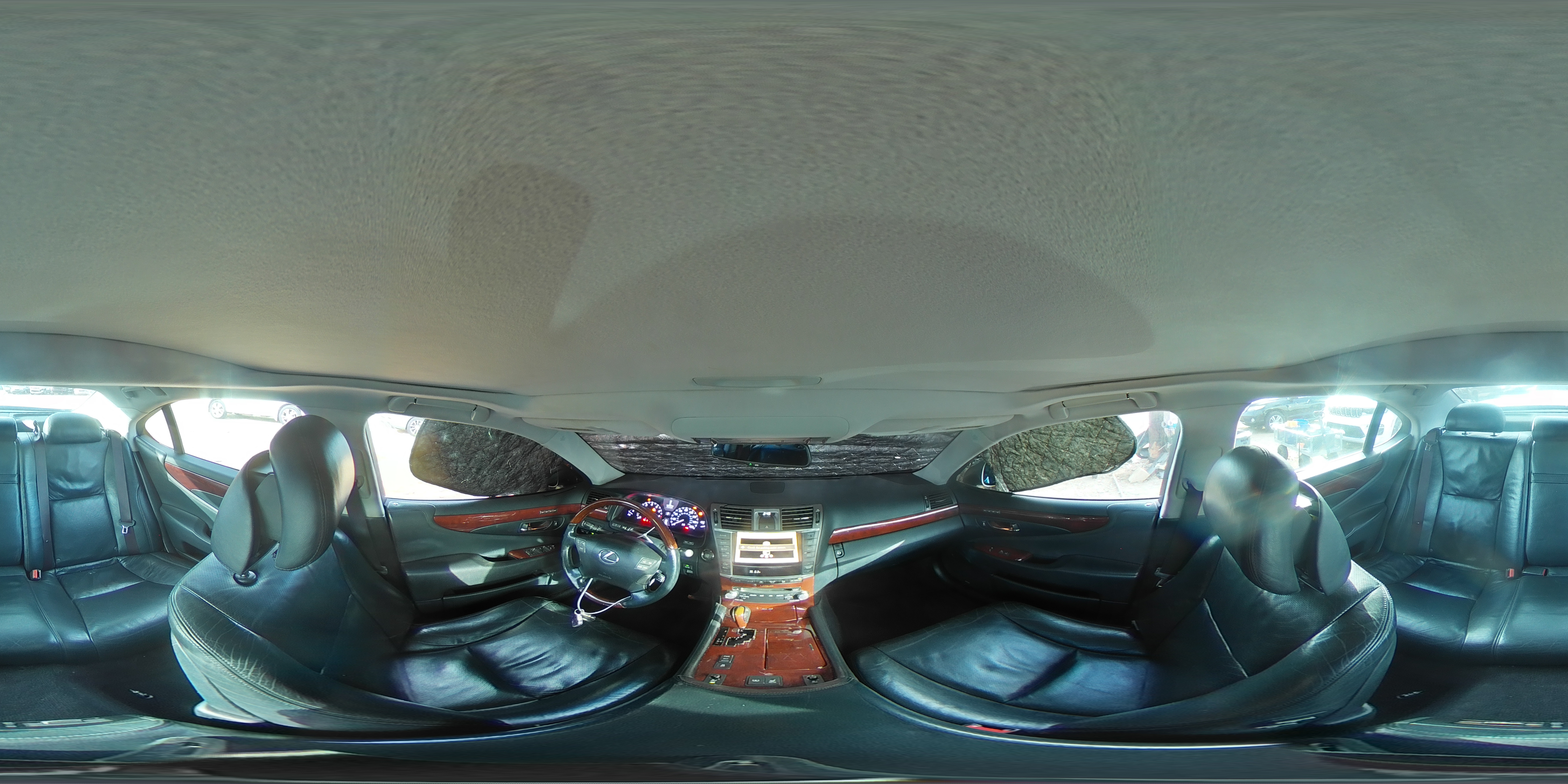 2012 Lexus LS - Image 13