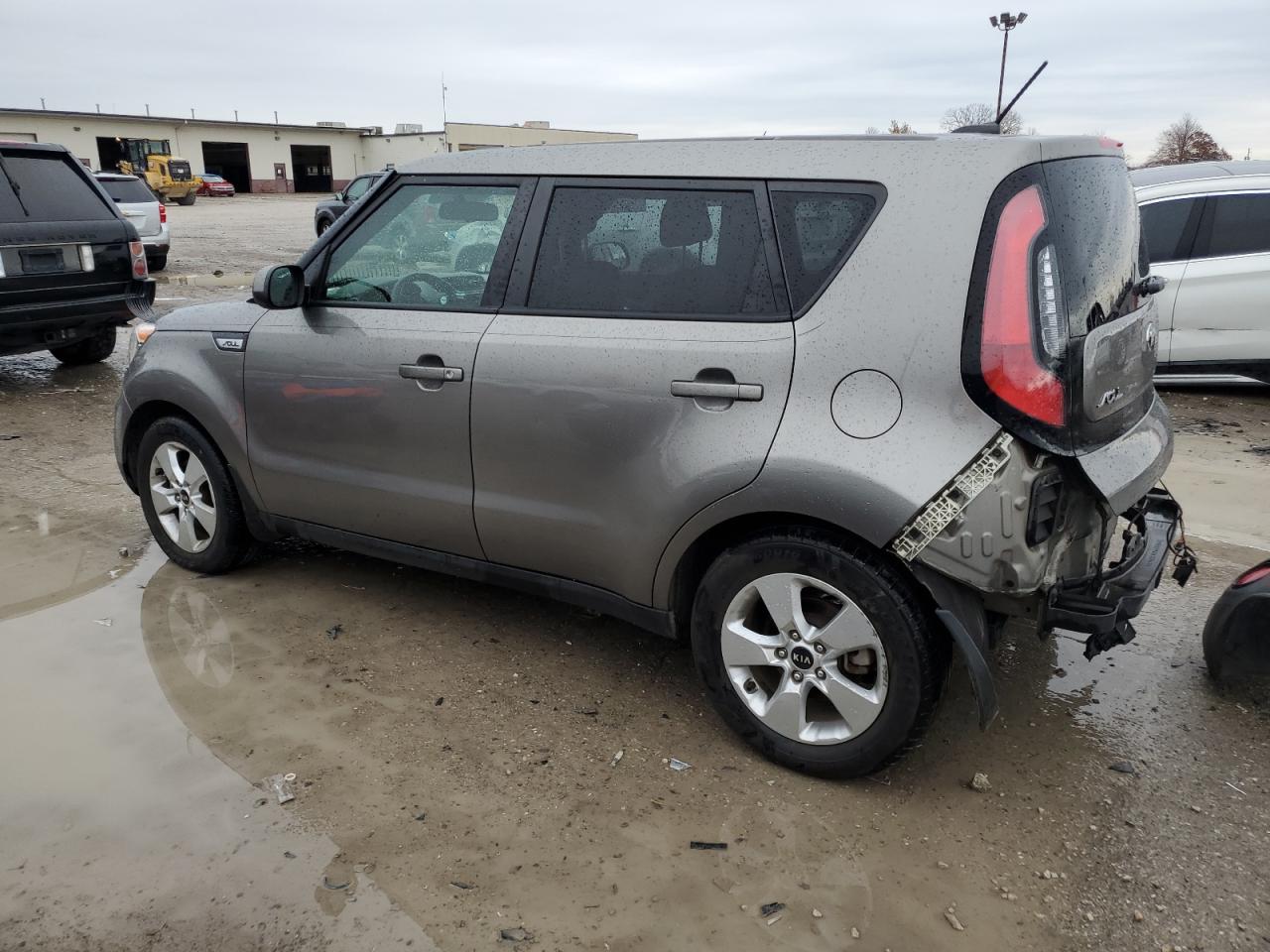 VIN KNDJN2A29H7428475 2017 KIA SOUL no.2