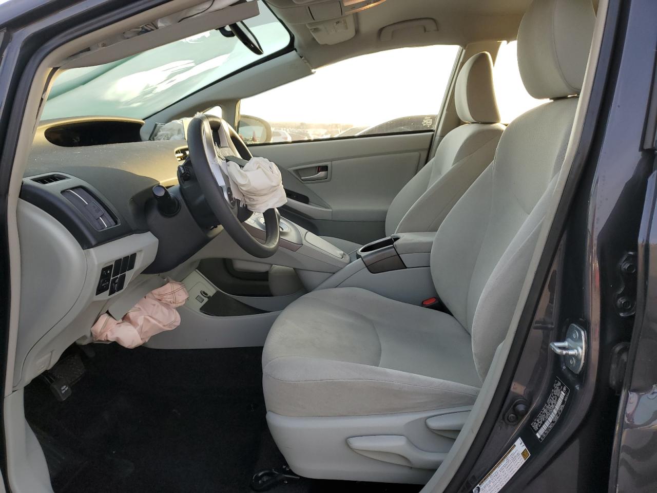 2014 Toyota Prius - Image 7