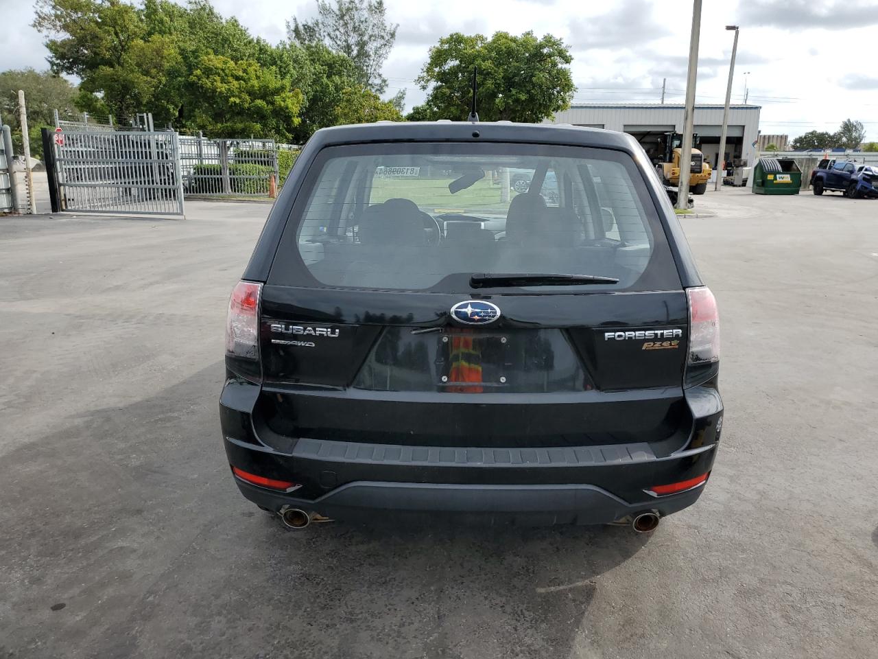 2010 Subaru Forester 2.5X VIN: JF2SH6AC6AH709887 Lot: 81309864