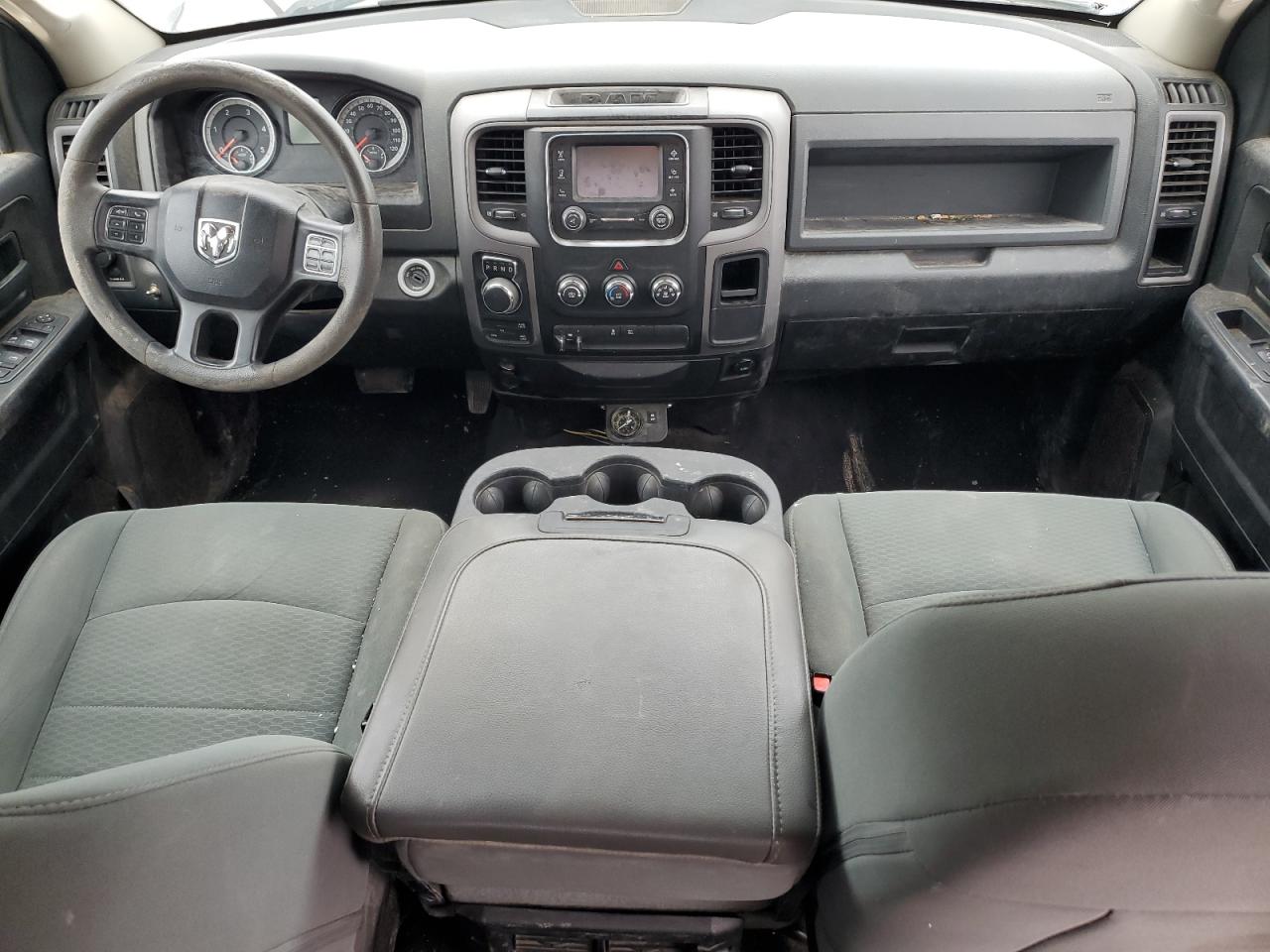2016 RAM 1500 - Image 8