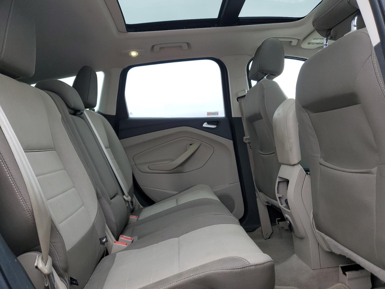 2015 Ford Escape - Image 11