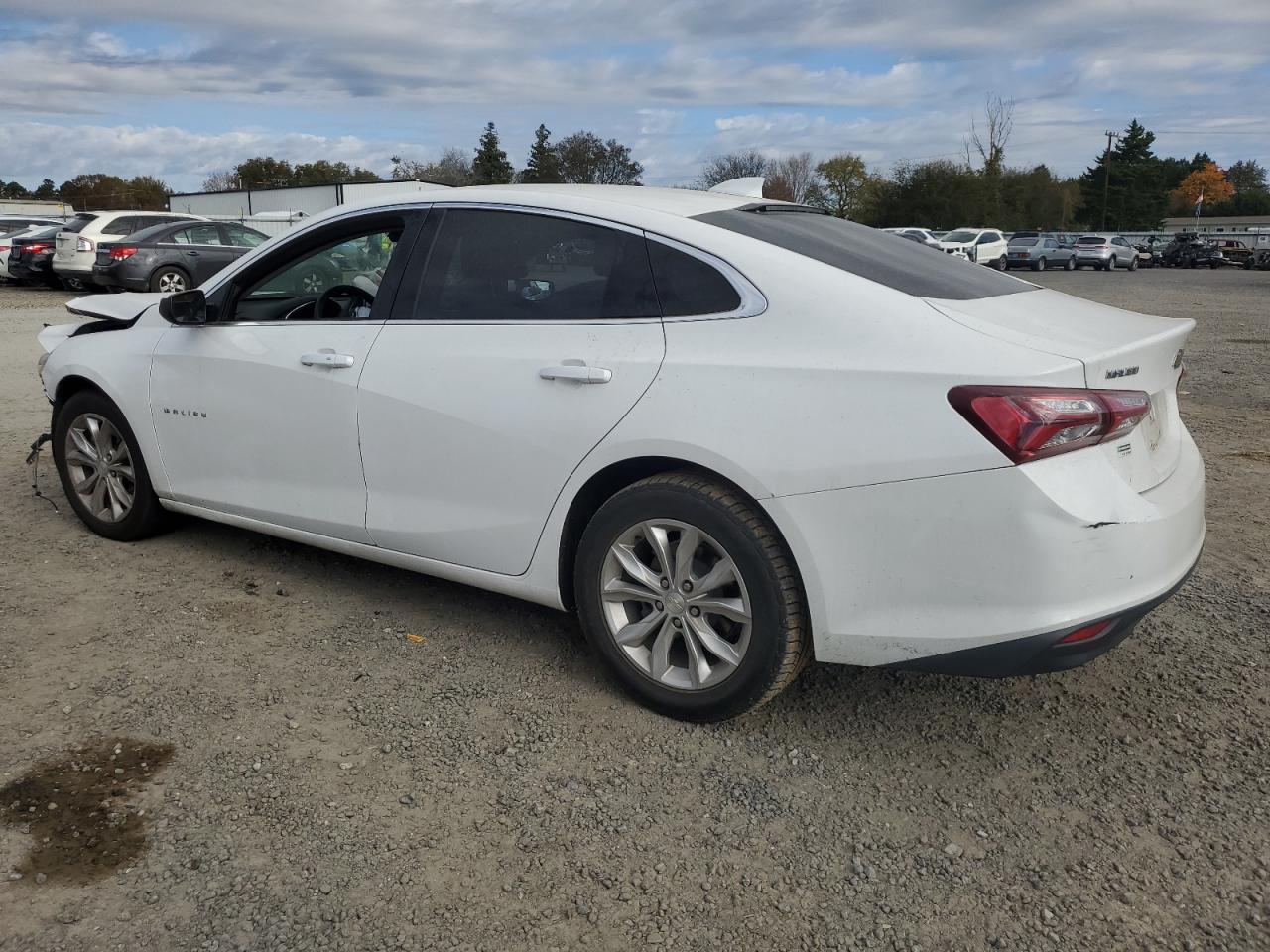 2020 Chevrolet Malibu - Image 2