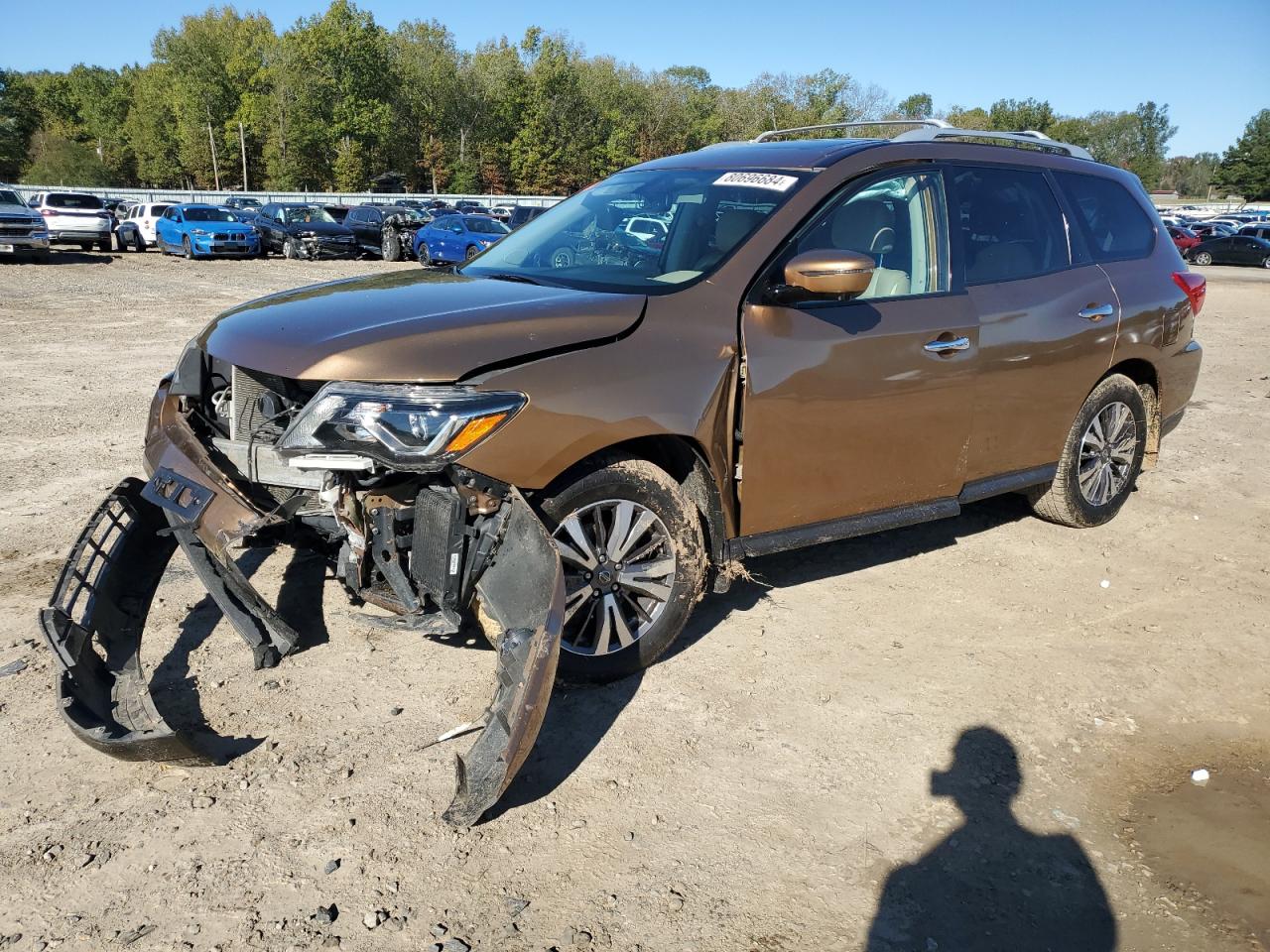 2017 Nissan Pathfinder - Image 1