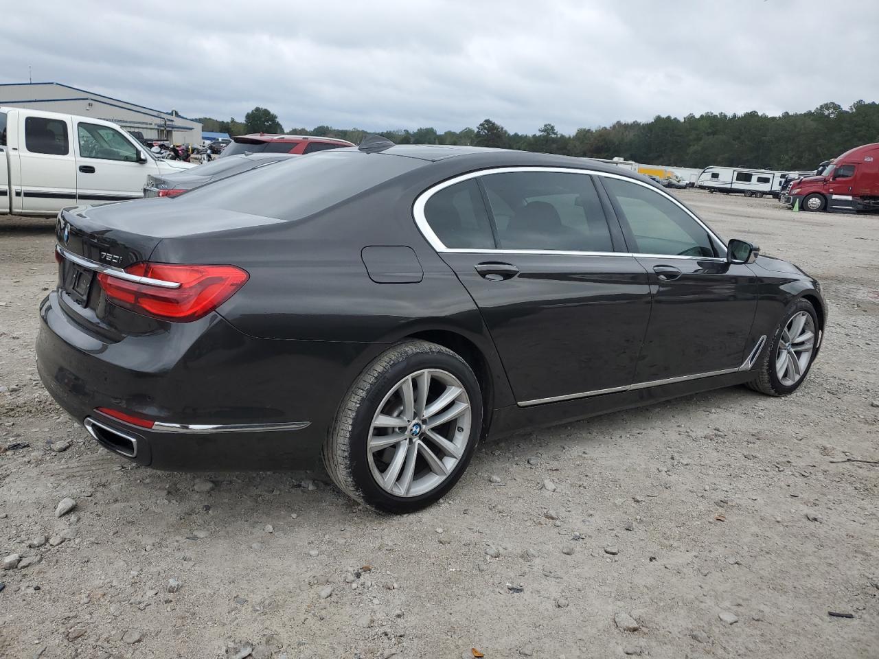 VIN WBA7F2C52GG420227 2016 BMW 7 SERIES no.3