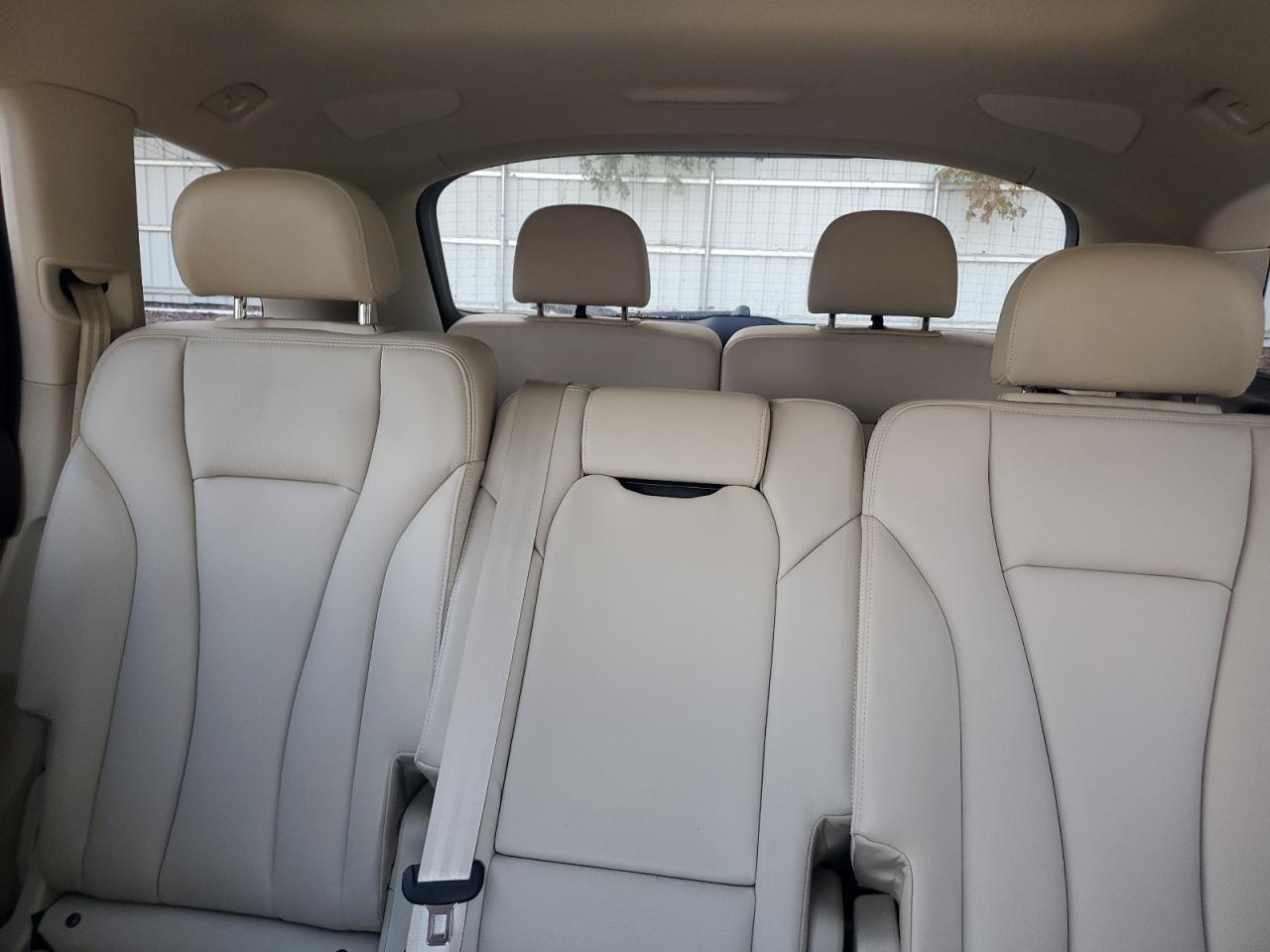 2017 Audi Q7 - Image 10