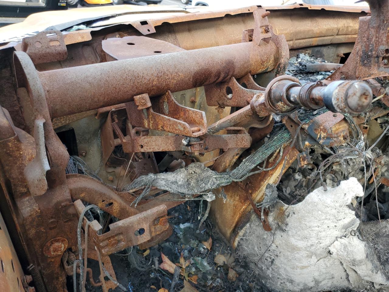 2012 Ford Econoline E150 Wagon VIN: 1FMNE1BL6CDA12585 Lot: 81558184