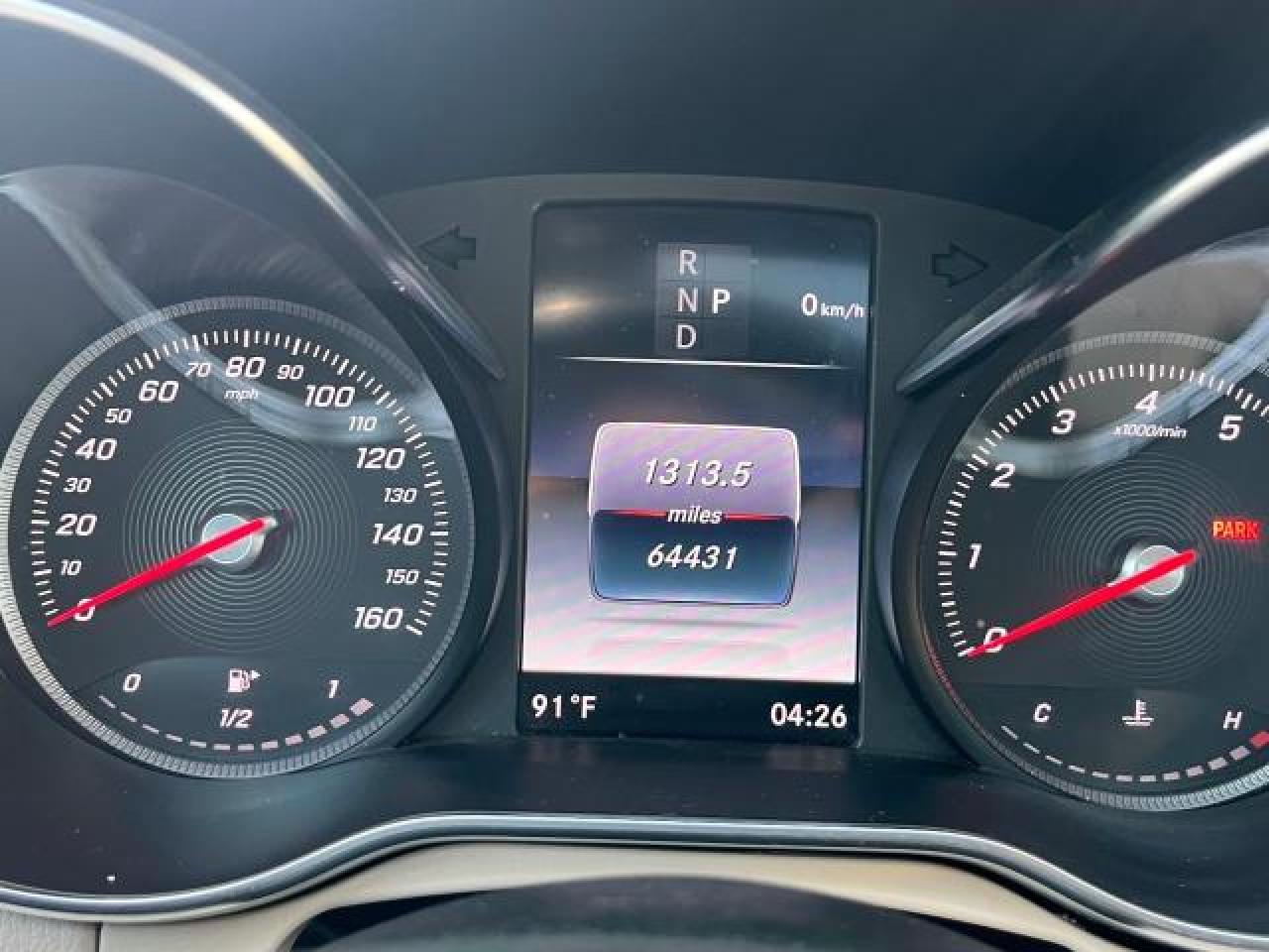 2018 Mercedes-Benz C 300 4Matic VIN: 55SWF4KBXJU235666 Lot: 82494104