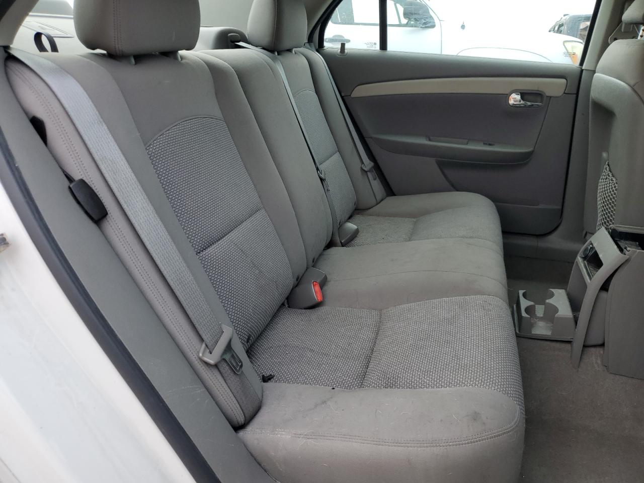 2011 Chevrolet Malibu - Image 10