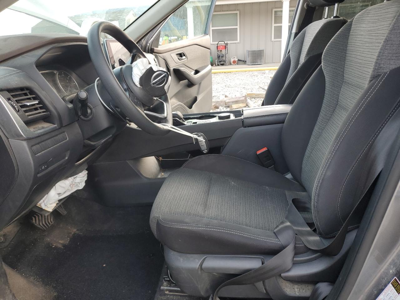 2021 Nissan Rogue - Image 7