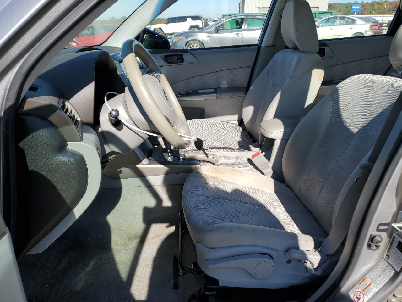 2010 Subaru Forester - Image 7