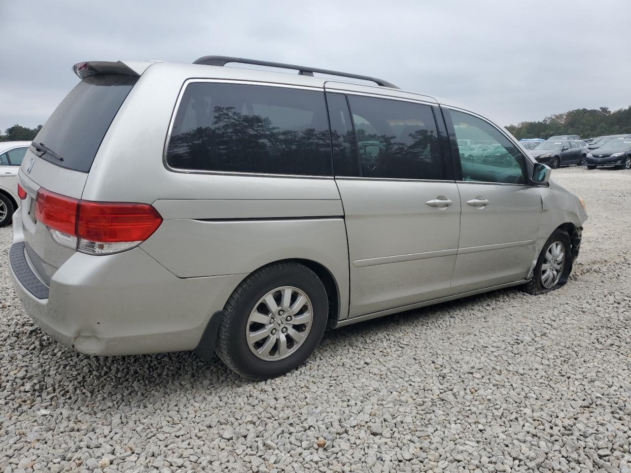 2008 Honda Odyssey - Image 3