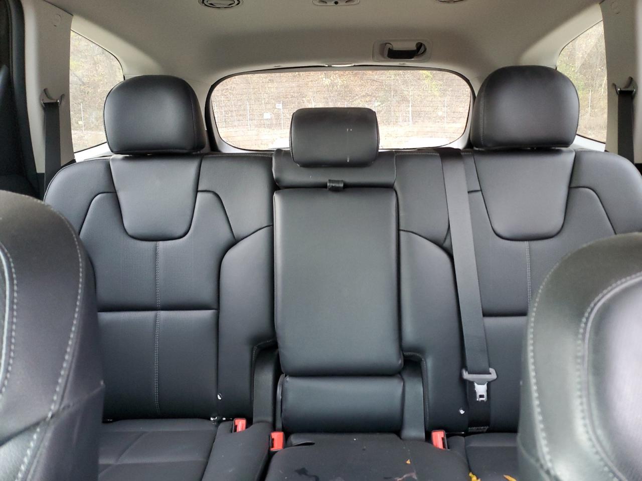 2022 Kia Telluride - Image 10