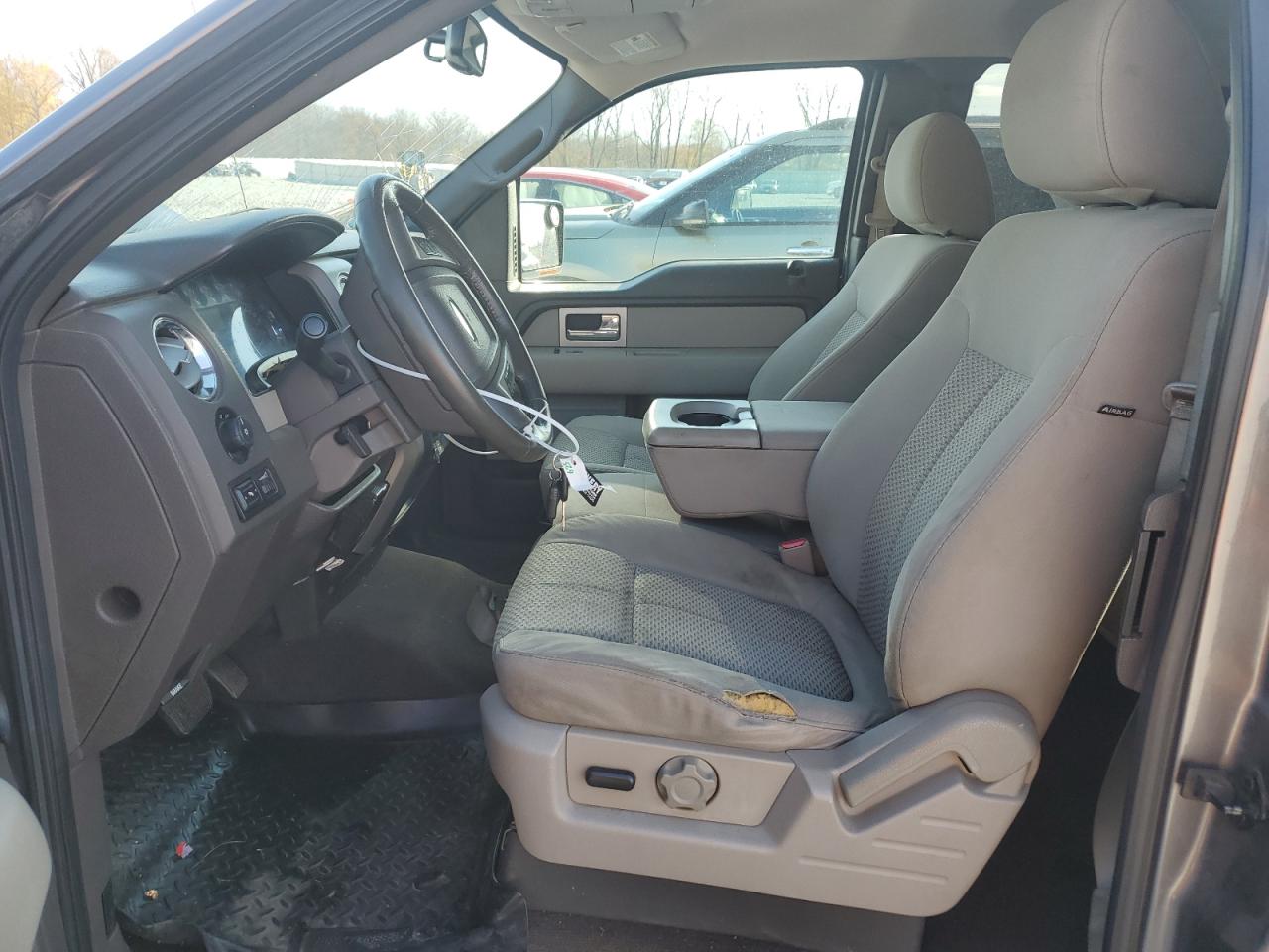 2010 Ford F-150 - Image 7