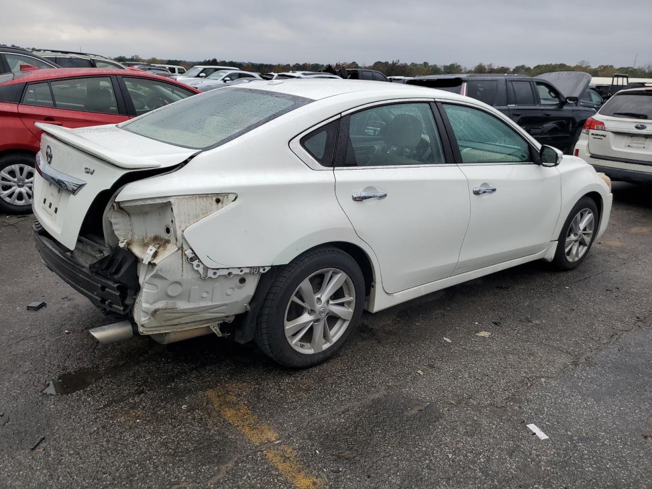 2015 Nissan Altima - Image 3