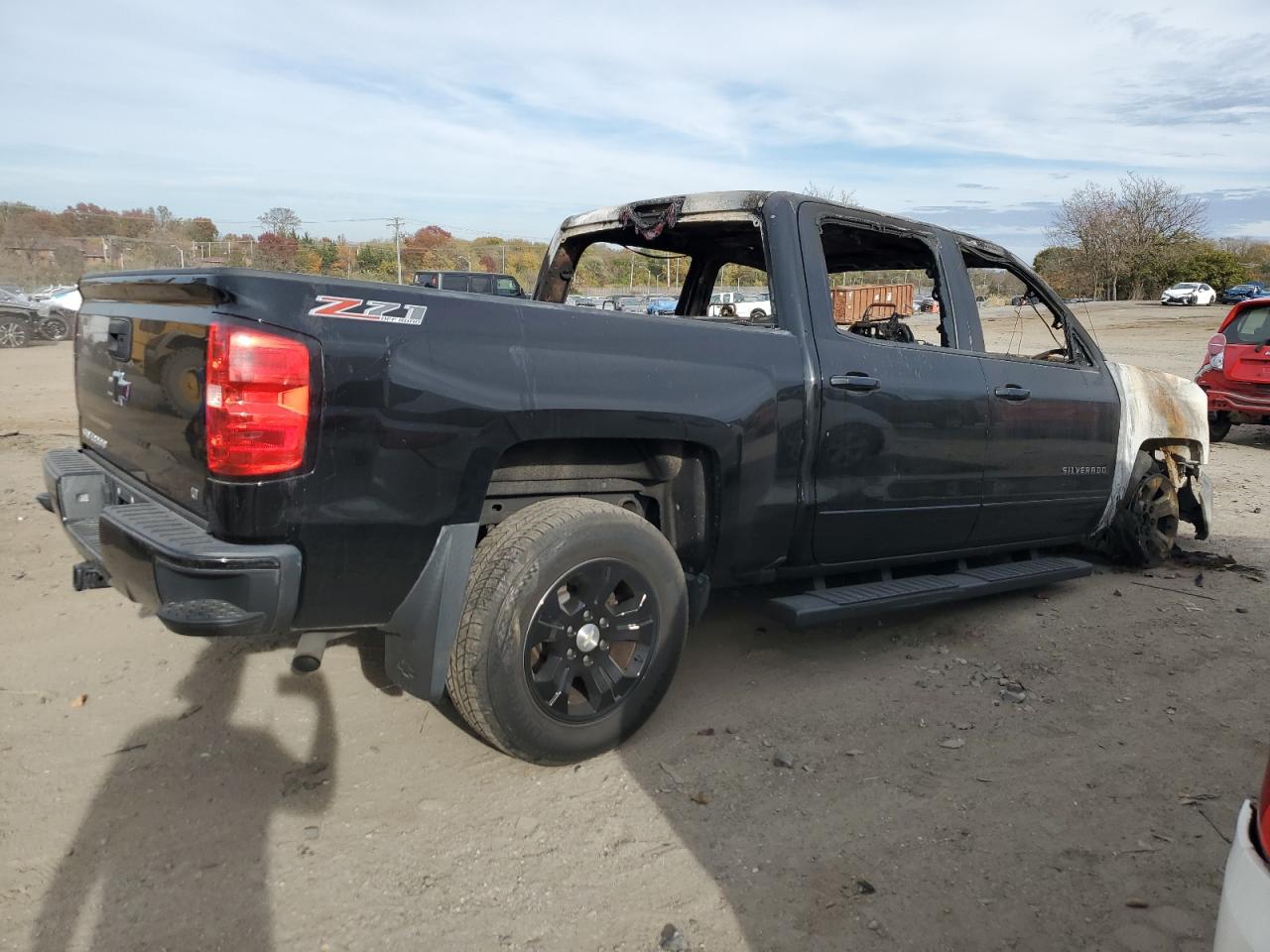 2016 Chevrolet Silverado - Image 3