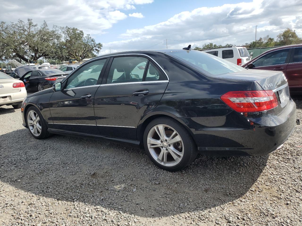 VIN WDDHF5KBXDA754896 2013 MERCEDES-BENZ E-CLASS no.2