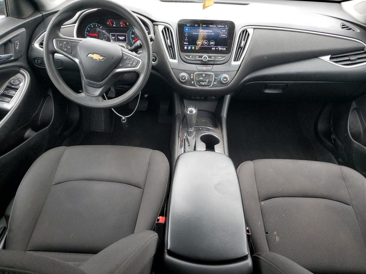 2019 Chevrolet Malibu - Image 8