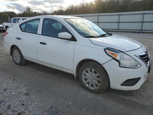  NISSAN VERSA 2017 Білий