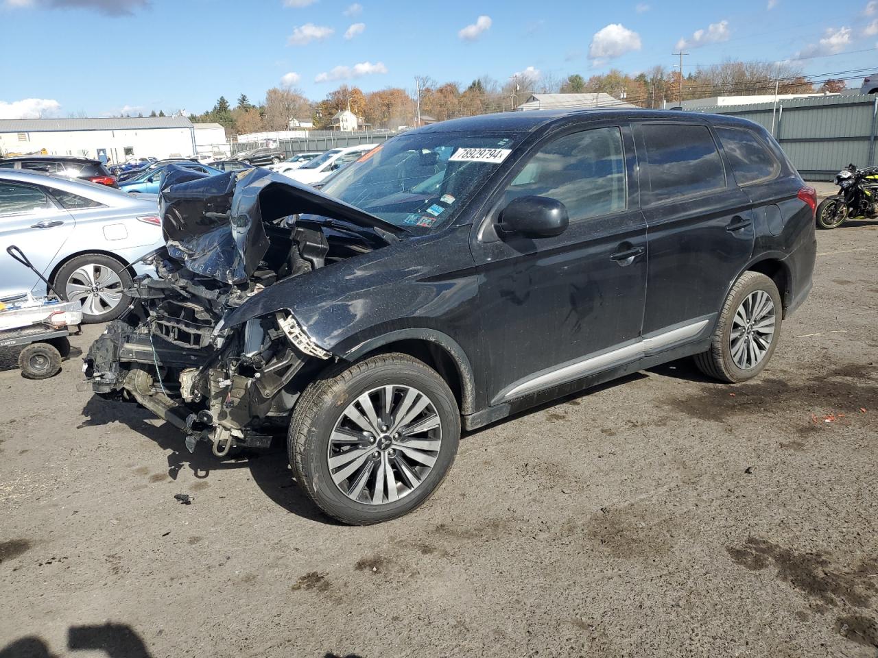 2019 Mitsubishi Outlander - Image 1