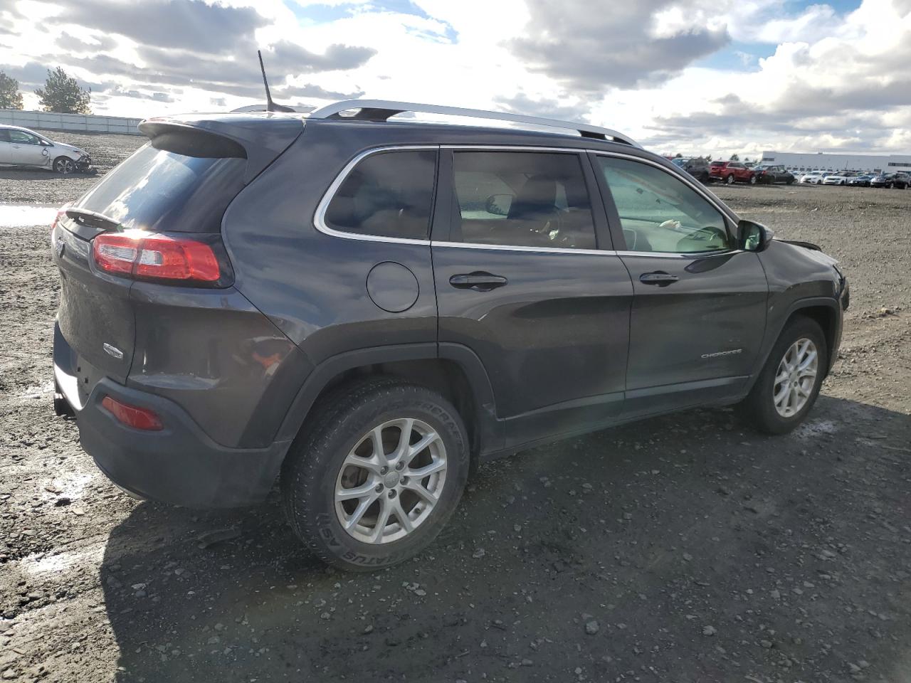 2018 Jeep Grand Cherokee - Image 3