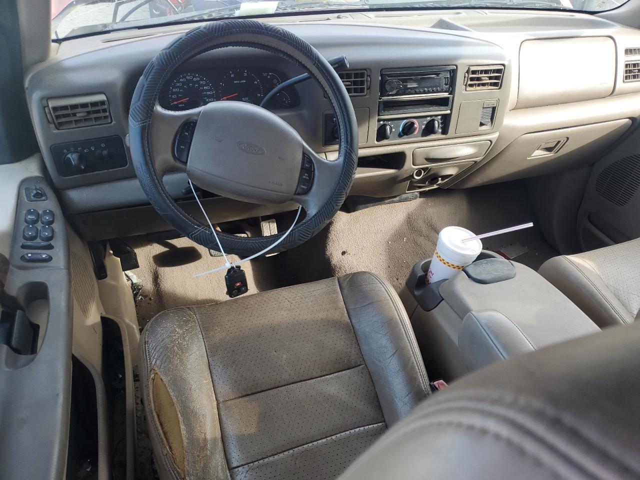 2002 Ford F250 - Image 8