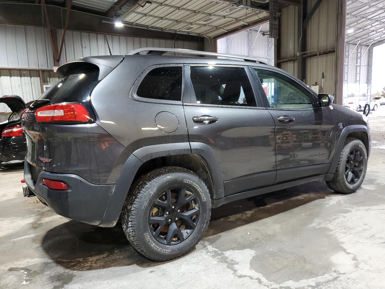 2016 Jeep Cherokee - Image 3