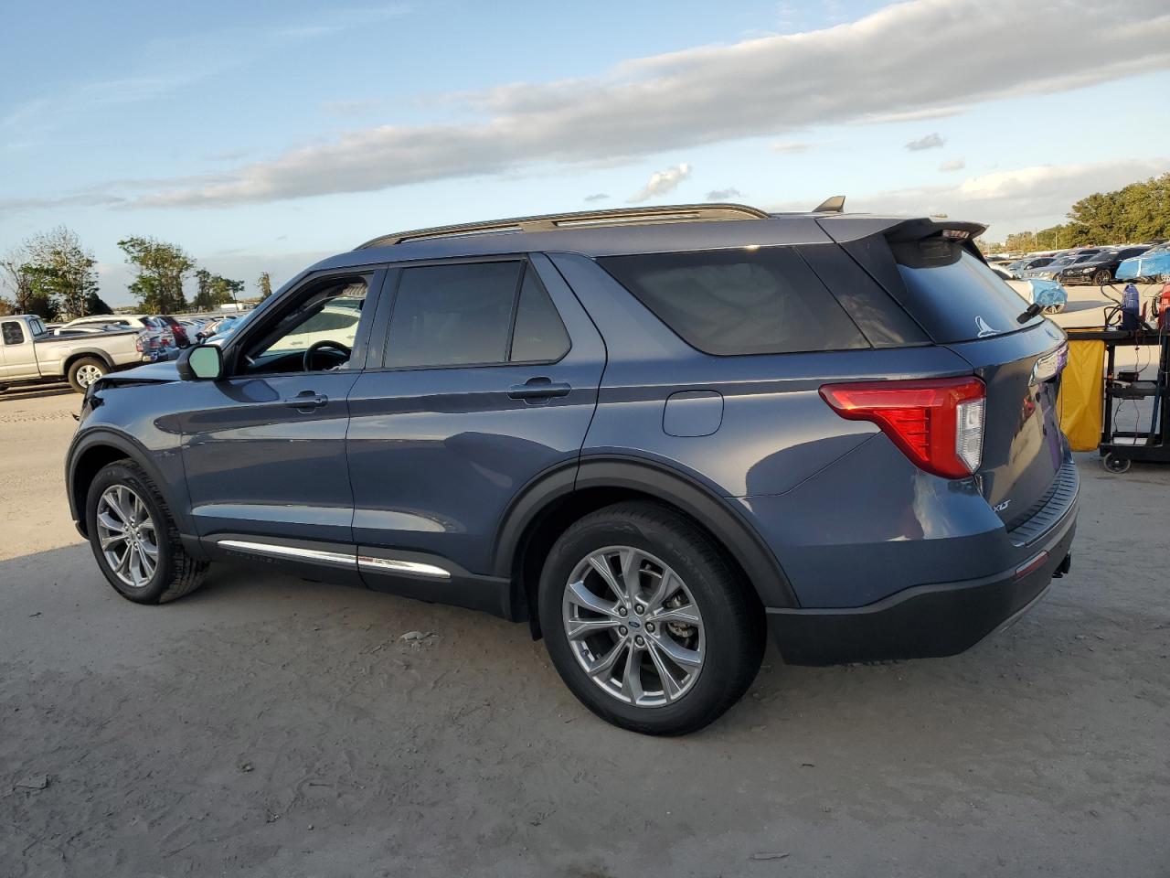 2021 Ford Explorer - Image 2