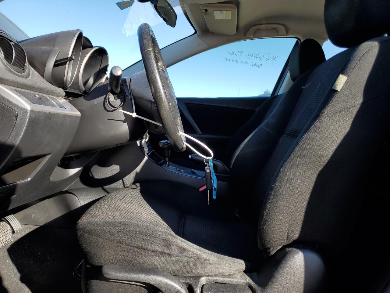 2012 Mazda 3 - Image 7