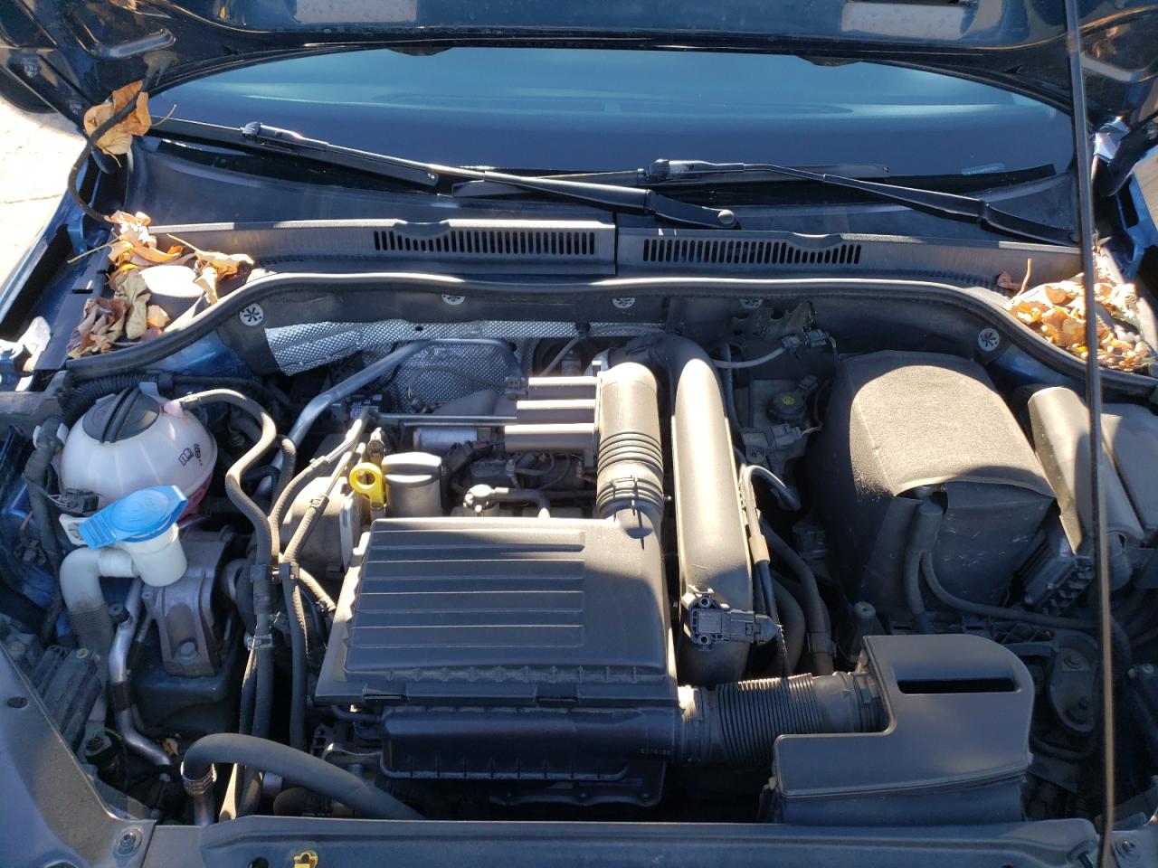 2017 Volkswagen Jetta - Image 11
