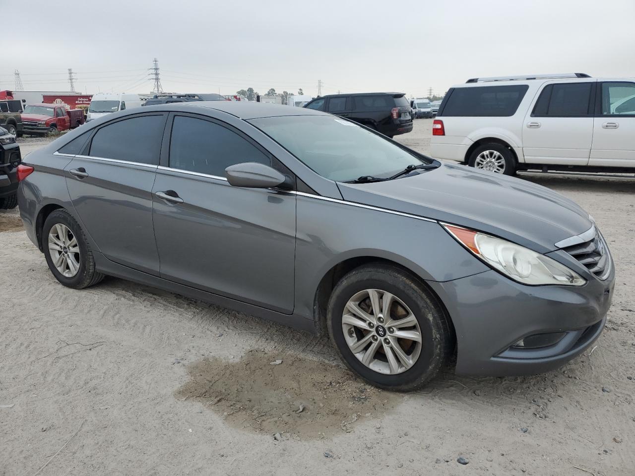 2013 Hyundai Sonata - Image 4