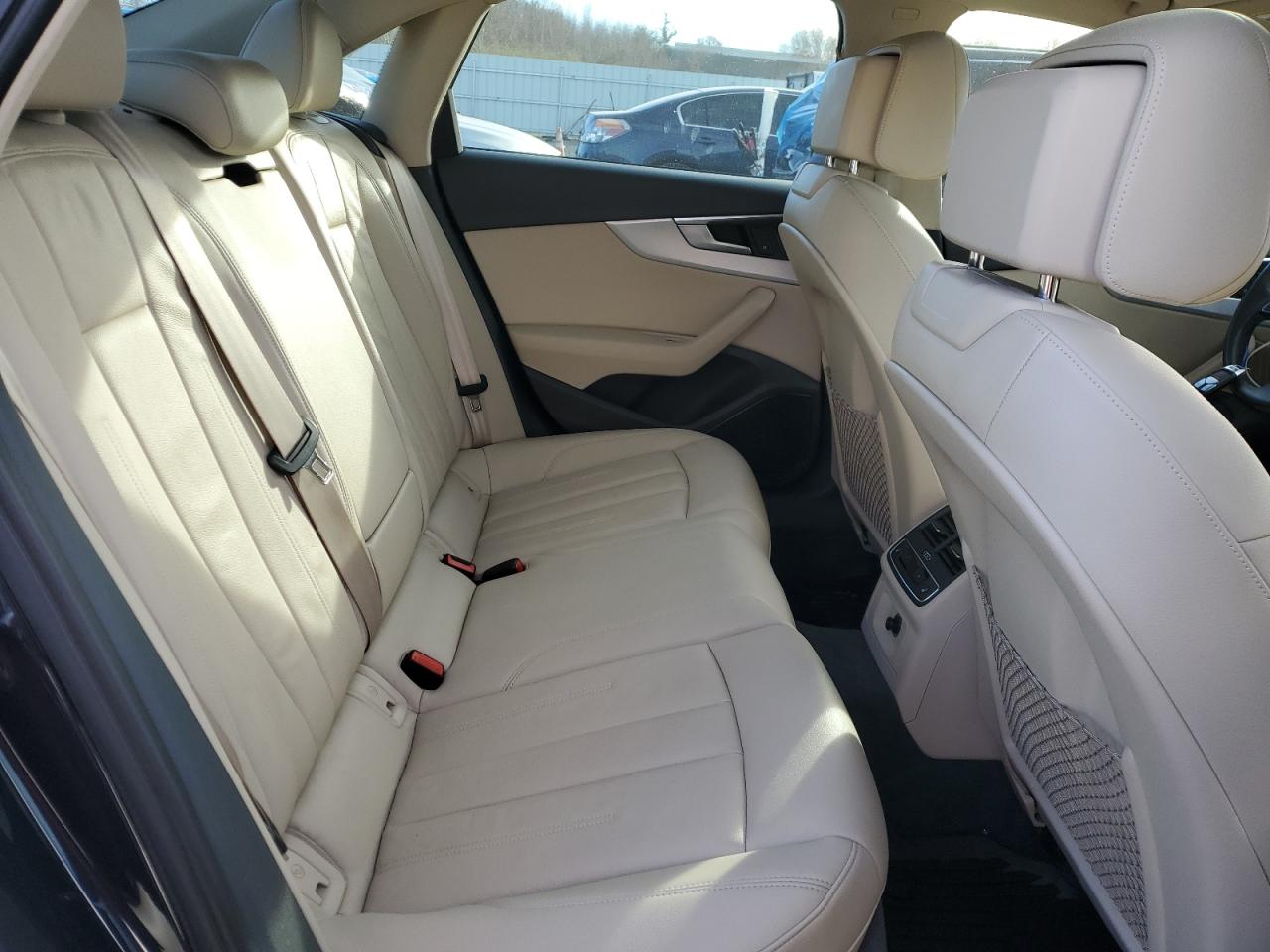 2017 Audi A4 - Image 10