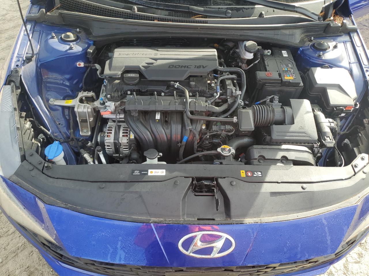 2023 Hyundai Elantra - Image 11
