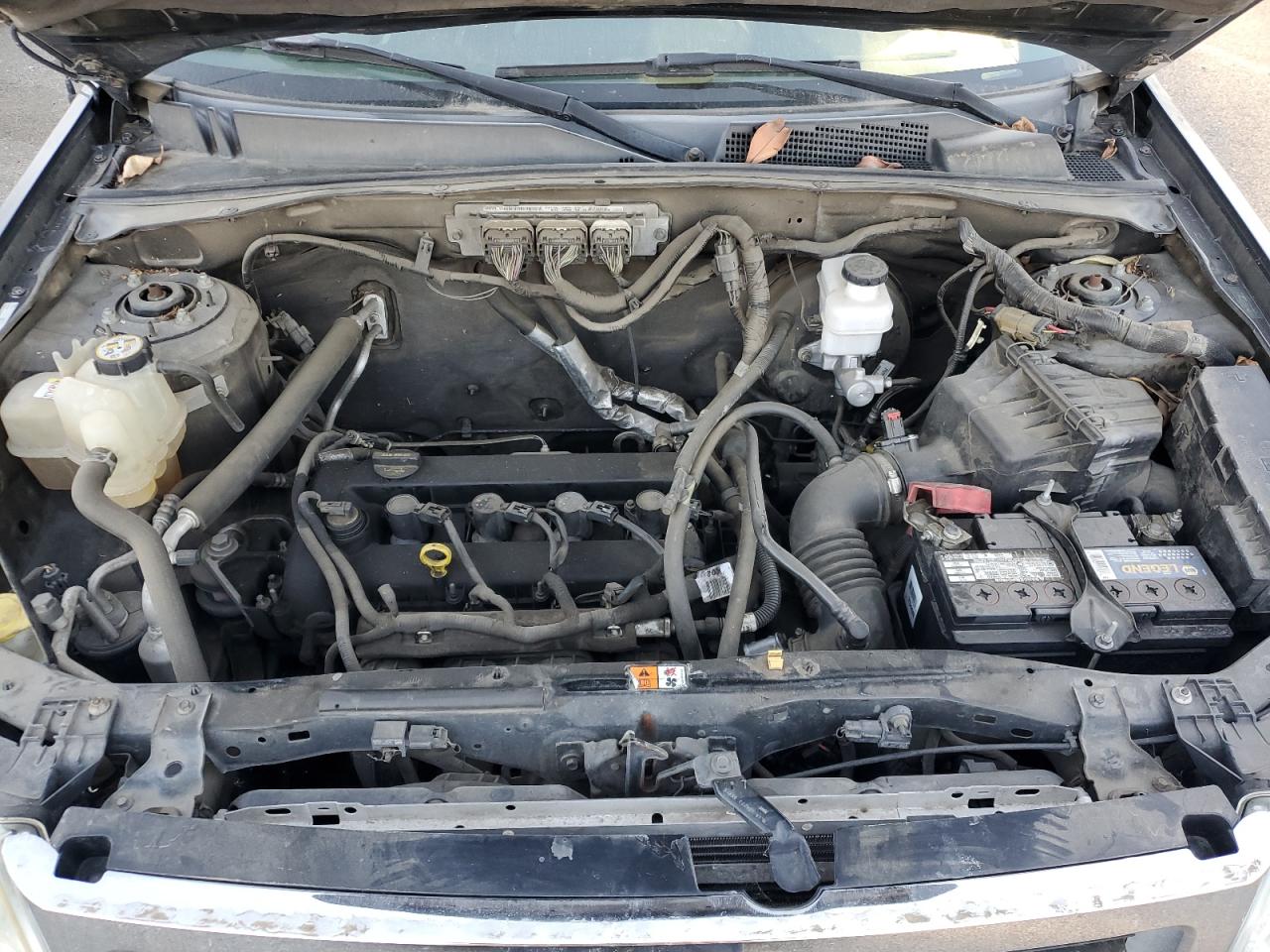 2009 Ford Escape - Image 12