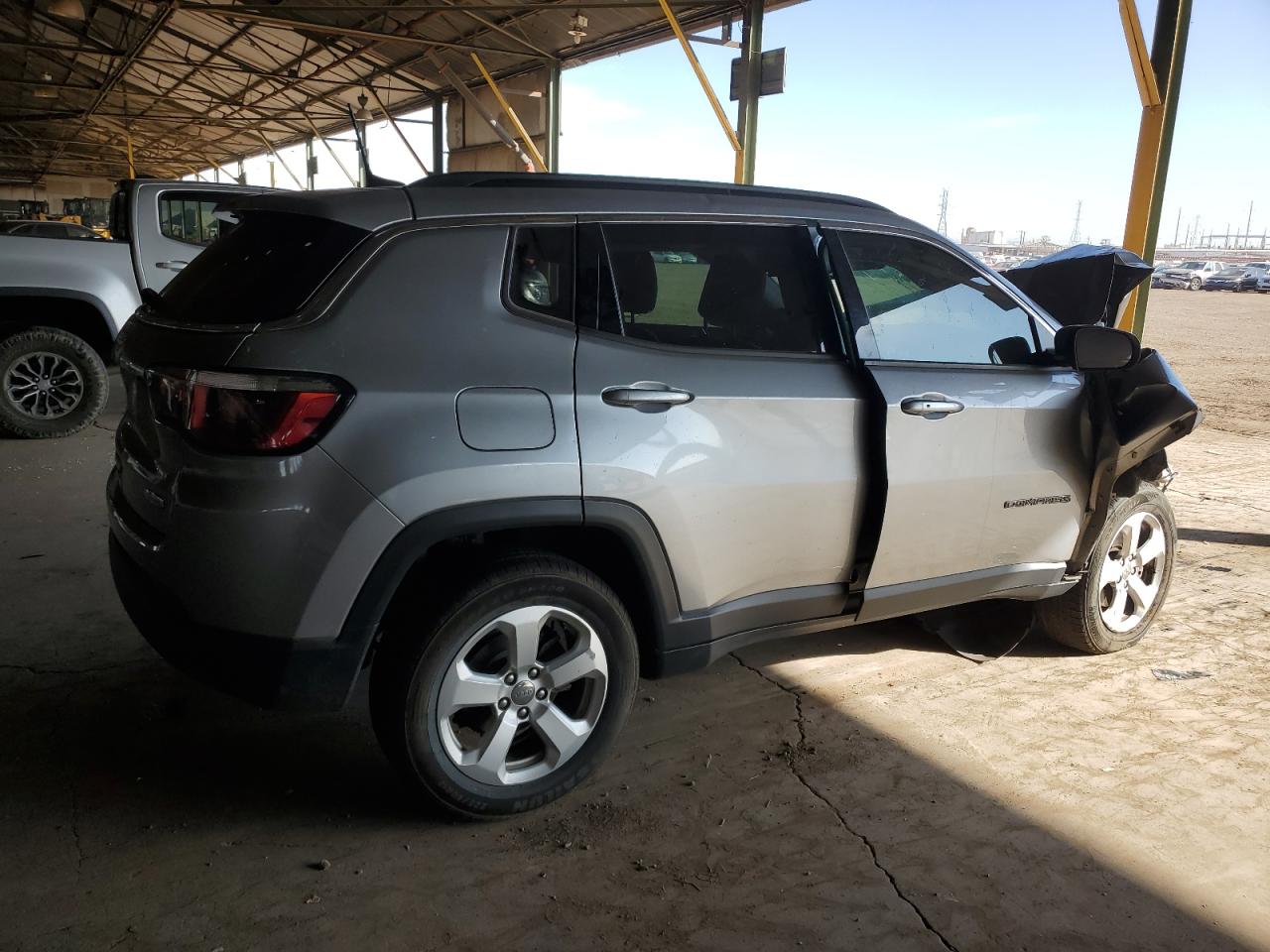 2018 Jeep Compass - Image 3