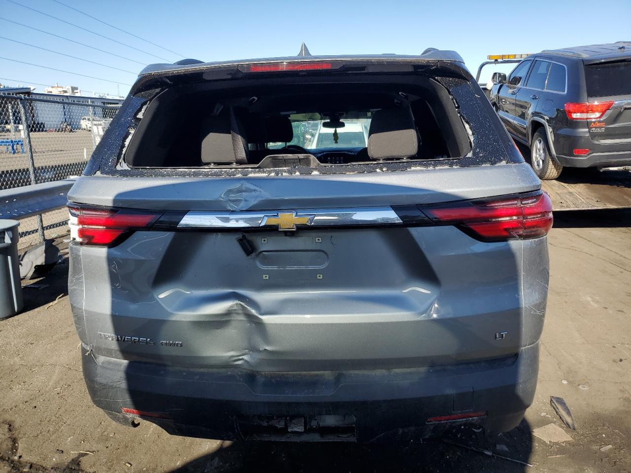 VIN 1GNEVGKW2PJ241815 2023 CHEVROLET TRAVERSE no.6