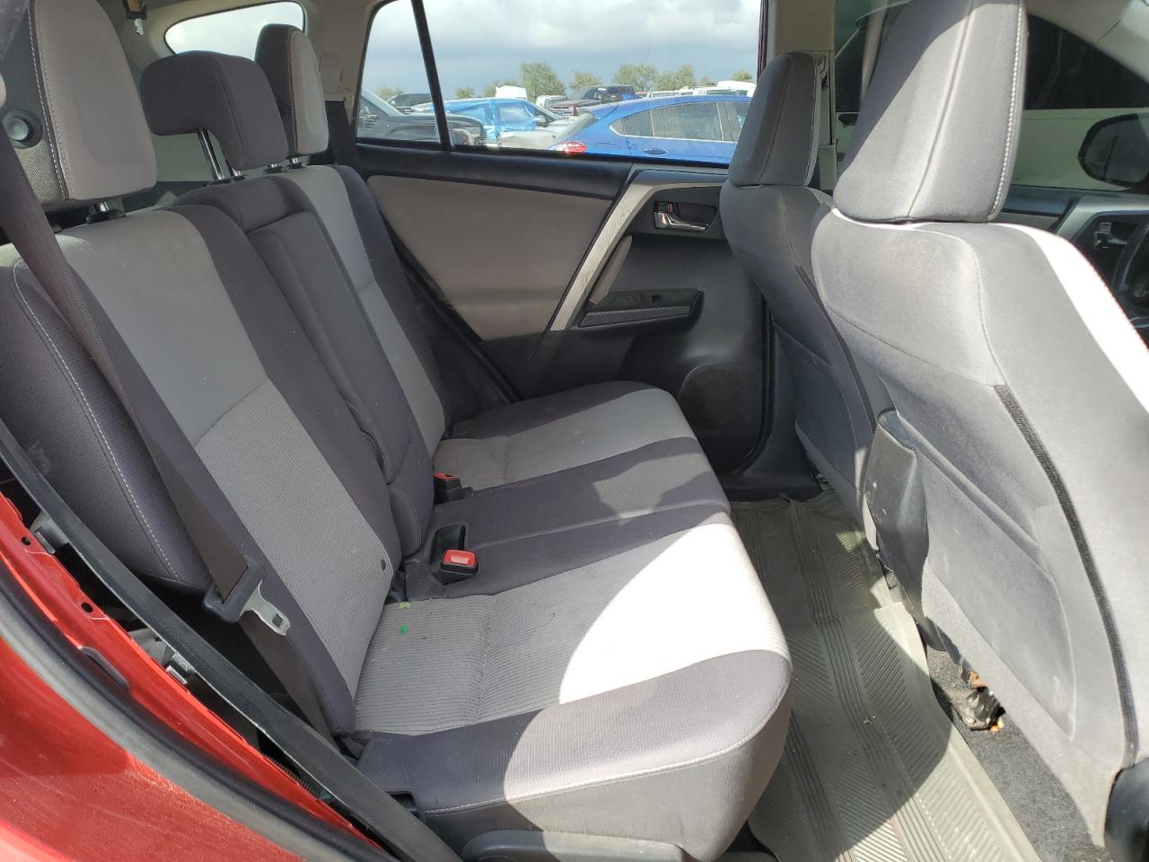 2014 Toyota RAV 4 - Image 11